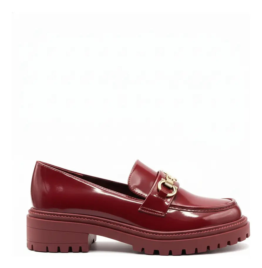 Mocasín Mujer Plataforma Burdeo Charol Hebilla Dorada Vino