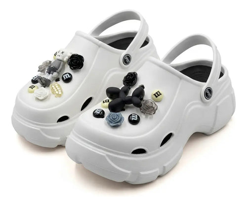 Zueco Mujer Plataforma Chunky Blanco Charms Livianas White